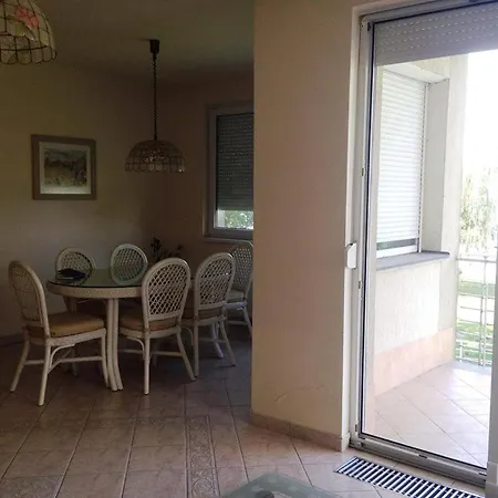 Ξενοδοχείο με διαμερίσματα Balatoni Szello Apartman Σίοφοκ