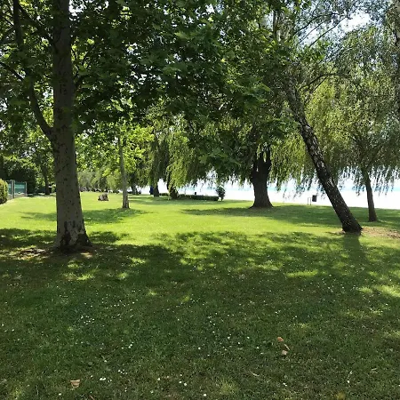 Balatoni Szello Apartman * Σίοφοκ